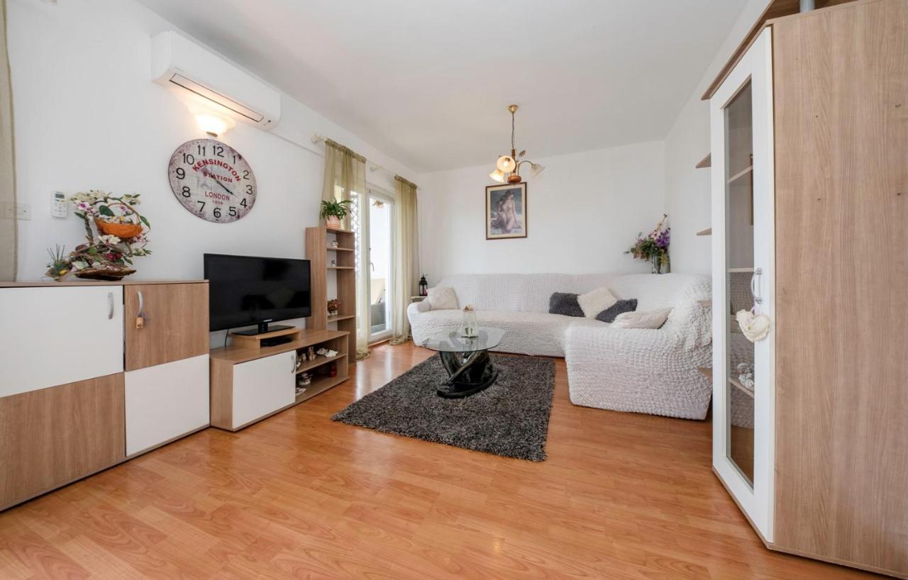 Apartment Dominik 2874 Palit Екстериор снимка